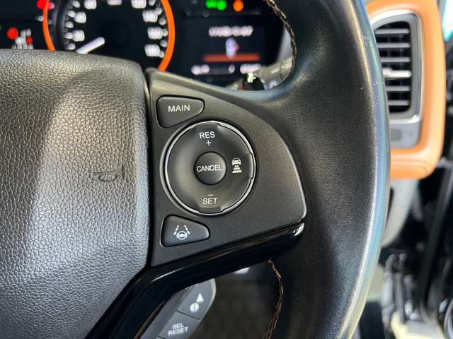 ホンダ ヴェゼル １．５ ハイブリッド Ｚ ホンダセンシング H30年 (東北) 99