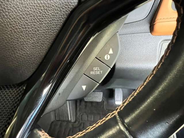 ホンダ ヴェゼル １．５ ハイブリッド Ｚ ホンダセンシング H30年 (東北) 99