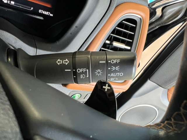 ホンダ ヴェゼル １．５ ハイブリッド Ｚ ホンダセンシング H30年 (東北) 99