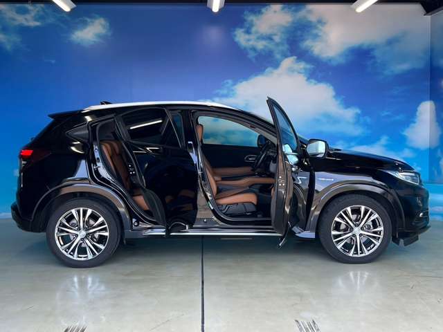 ホンダ ヴェゼル １．５ ハイブリッド Ｚ ホンダセンシング H30年 (東北) 99