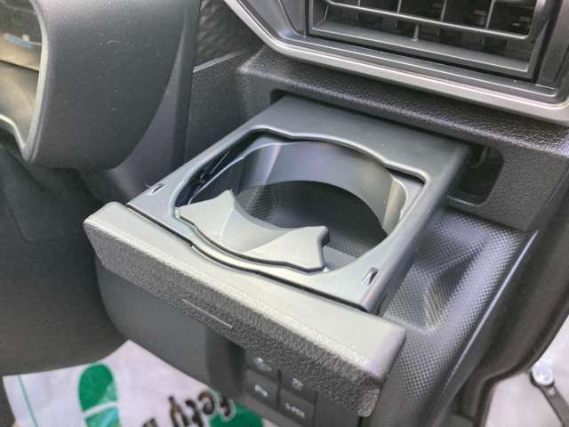 トヨタ ライズ　ハイブリッド ハイブリッド １．２ Ｚ R6年 (東海) 99