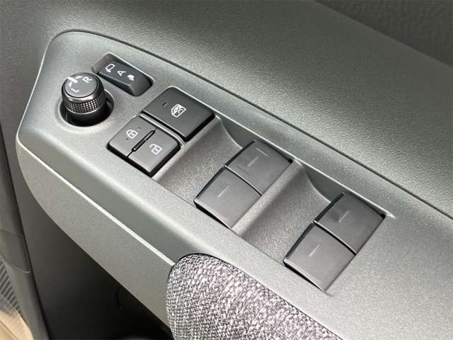 トヨタ シエンタ １．５ Ｚ R6年 (東海) 99