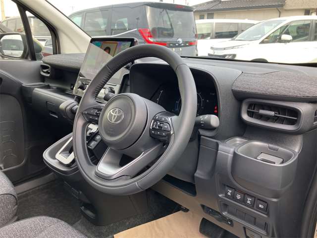 トヨタ シエンタ １．５ Ｚ R6年 (東海) 99