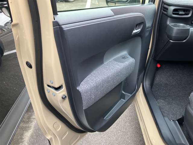 トヨタ シエンタ １．５ Ｚ R6年 (東海) 99