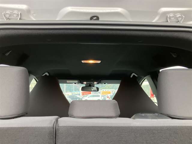 トヨタ ヤリス １．０ Ｘ R5年 (東海) 99