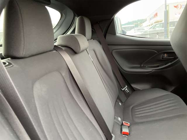 トヨタ ヤリス １．０ Ｘ R5年 (東海) 99