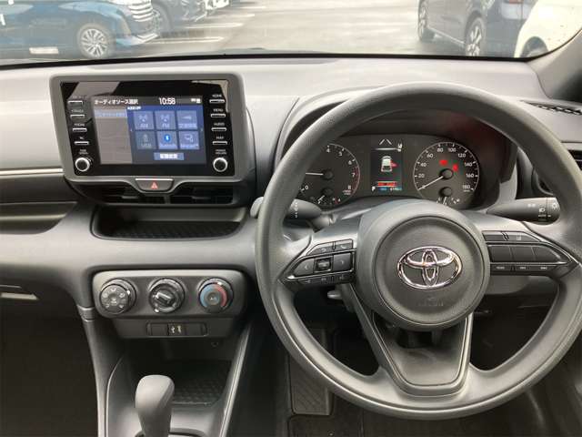 トヨタ ヤリス １．０ Ｘ R5年 (東海) 99