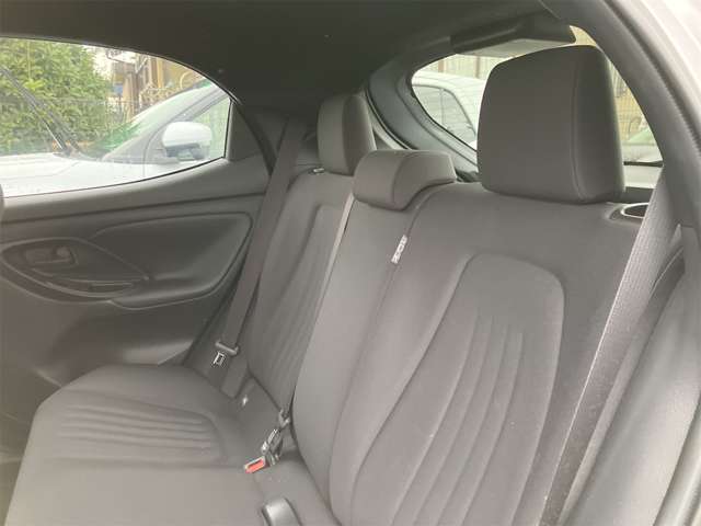 トヨタ ヤリス １．０ Ｘ R5年 (東海) 99