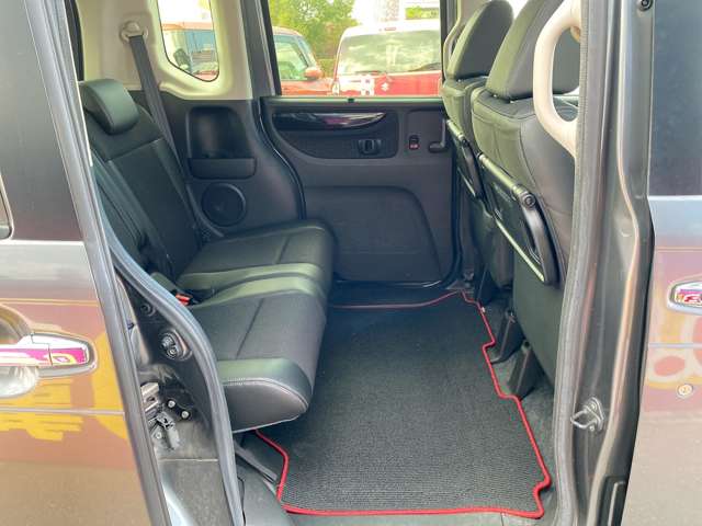 ホンダ Ｎ　ＢＯＸ ６６０ カスタムＧ ターボ Ｌパッケージ H28年 (九州・沖縄) 99