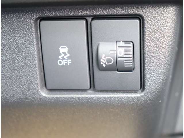 ホンダ Ｎ　ＢＯＸ カスタム ６６０ ターボ R6年 (関東) 99