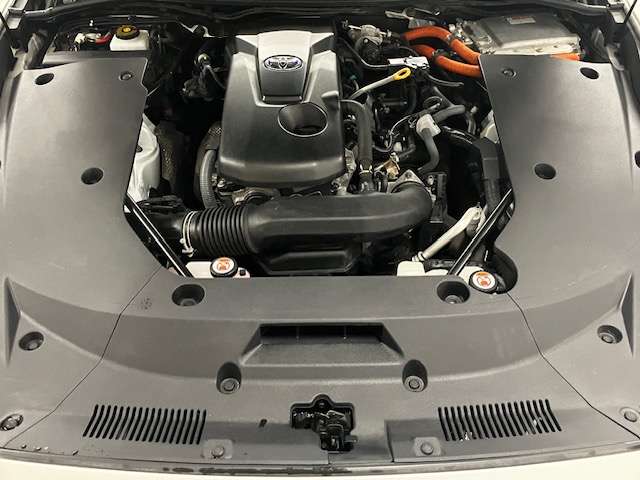 トヨタ クラウン　ハイブリッド ハイブリッド ２．５ ＲＳ アドバンス ＦＯＵＲ ４ＷＤ H30年 (北海道) 99