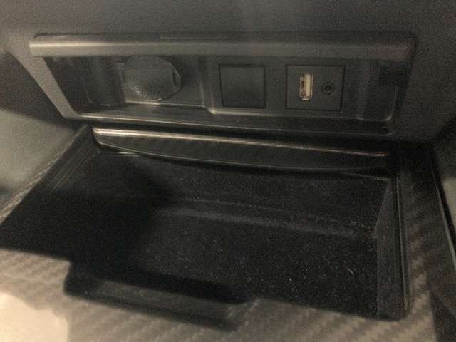 トヨタ クラウン　ハイブリッド ハイブリッド ２．５ ＲＳ アドバンス ＦＯＵＲ ４ＷＤ H30年 (北海道) 99