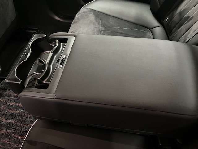 トヨタ クラウン　ハイブリッド ハイブリッド ２．５ ＲＳ アドバンス ＦＯＵＲ ４ＷＤ H30年 (北海道) 99