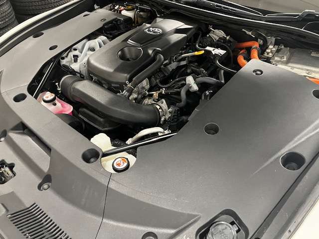 トヨタ クラウン　ハイブリッド ハイブリッド ２．５ ＲＳ アドバンス ＦＯＵＲ ４ＷＤ H30年 (北海道) 99