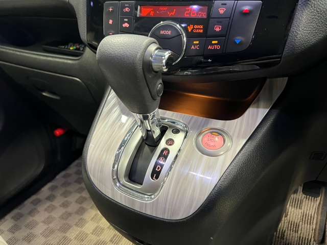 日産 セレナ ２．０ ハイウェイスター Ｇ エアロモード Ｓ－ＨＹＢＲＩＤ アドバンスドセーフティ パッケージ H27年 (東北) 99