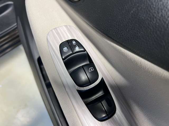 日産 セレナ ２．０ ハイウェイスター Ｇ エアロモード Ｓ－ＨＹＢＲＩＤ アドバンスドセーフティ パッケージ H27年 (東北) 99