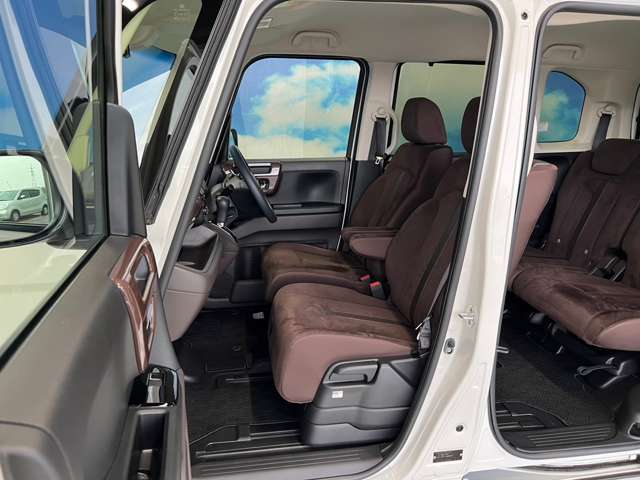 ホンダ Ｎ　ＢＯＸ ６６０ Ｇ ＥＸ ホンダセンシング カッパーブラウンスタイル R1年 (東北) 99