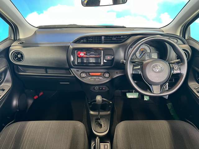 トヨタ ヴィッツ　ハイブリッド １．５ ハイブリッド Ｆ R1年 (東北) 99