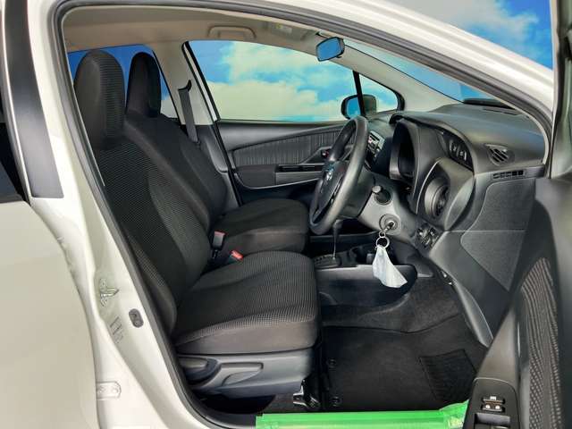 トヨタ ヴィッツ　ハイブリッド １．５ ハイブリッド Ｆ R1年 (東北) 99