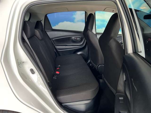 トヨタ ヴィッツ　ハイブリッド １．５ ハイブリッド Ｆ R1年 (東北) 99