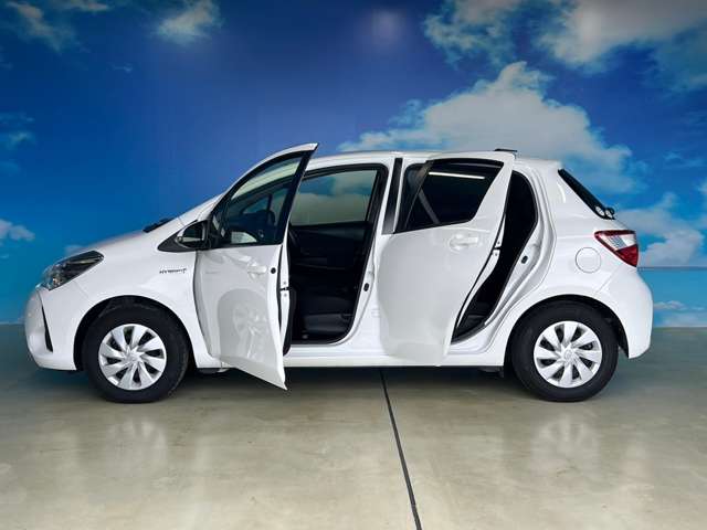 トヨタ ヴィッツ　ハイブリッド １．５ ハイブリッド Ｆ R1年 (東北) 99