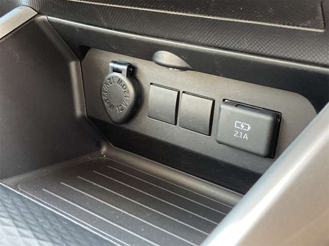 トヨタ ライズ １．２ Ｘ R5年 (東海) 99