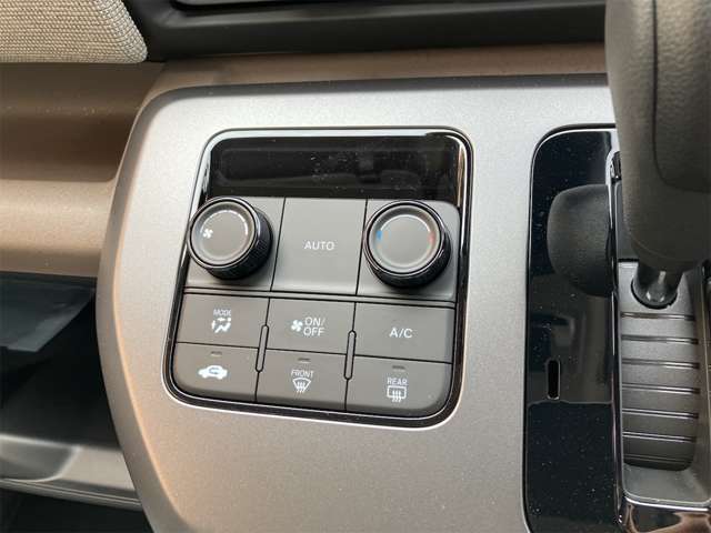 ホンダ フリード　ハイブリッド １．５ Ｅ：ＨＥＶ エアー R6年 (東海) 99