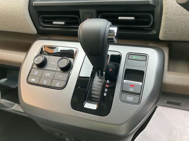 ホンダ フリード　ハイブリッド １．５ Ｅ：ＨＥＶ エアー R6年 (東海) 99