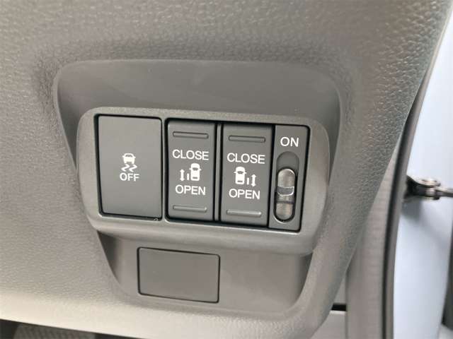 ホンダ フリード　ハイブリッド １．５ Ｅ：ＨＥＶ エアー R6年 (東海) 99