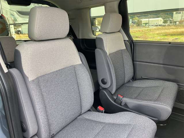 ホンダ フリード　ハイブリッド １．５ Ｅ：ＨＥＶ エアー R6年 (東海) 99