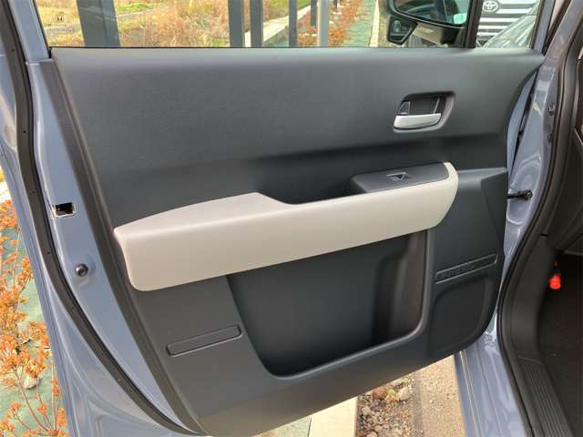 ホンダ フリード　ハイブリッド １．５ Ｅ：ＨＥＶ エアー R6年 (東海) 99