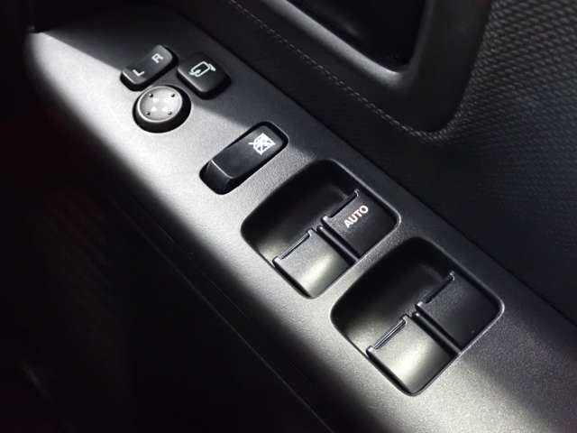 スズキ スペーシア ６６０ ハイブリッド Ｘ R5年 (関東) 99