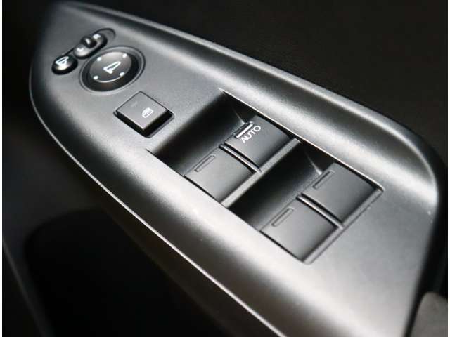 ホンダ フィット １．５ ＲＳ ホンダセンシング H30年 (関東) 99