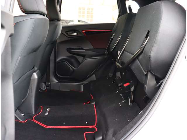 ホンダ フィット １．５ ＲＳ ホンダセンシング H30年 (関東) 99