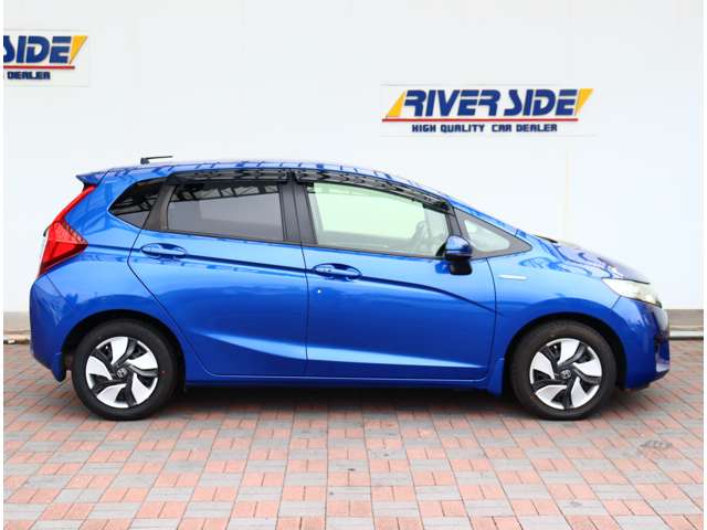 ホンダ フィット　ハイブリッド １．５ ハイブリッド Ｌパッケージ H27年 (関東) 99