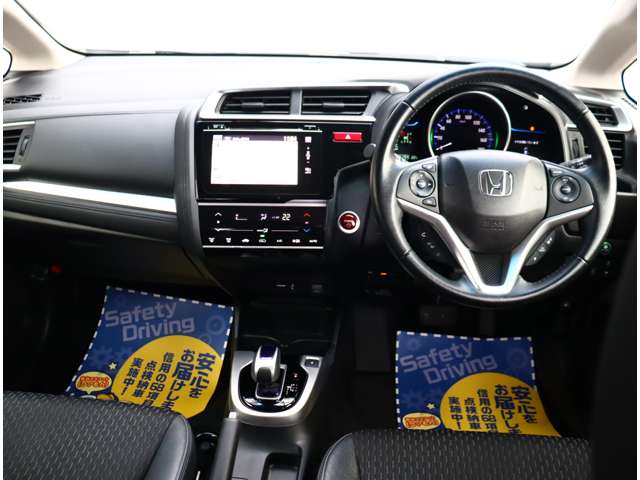 ホンダ フィット　ハイブリッド １．５ ハイブリッド Ｌパッケージ H27年 (関東) 99