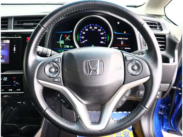 ホンダ フィット　ハイブリッド １．５ ハイブリッド Ｌパッケージ H27年 (関東) 99