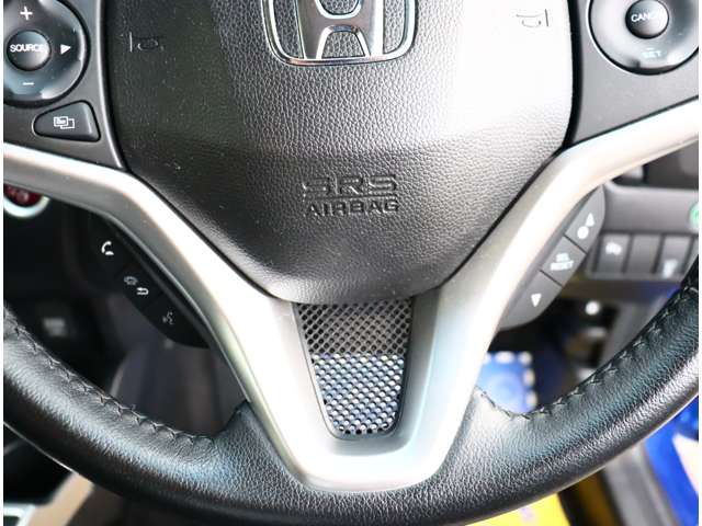 ホンダ フィット　ハイブリッド １．５ ハイブリッド Ｌパッケージ H27年 (関東) 99