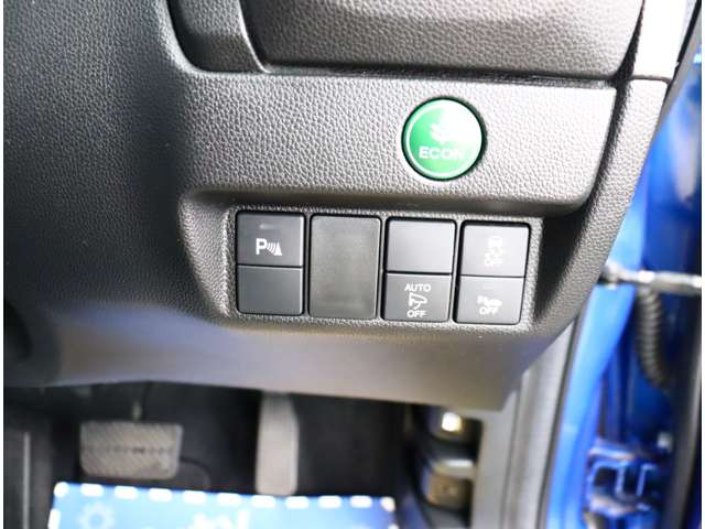 ホンダ フィット　ハイブリッド １．５ ハイブリッド Ｌパッケージ H27年 (関東) 99