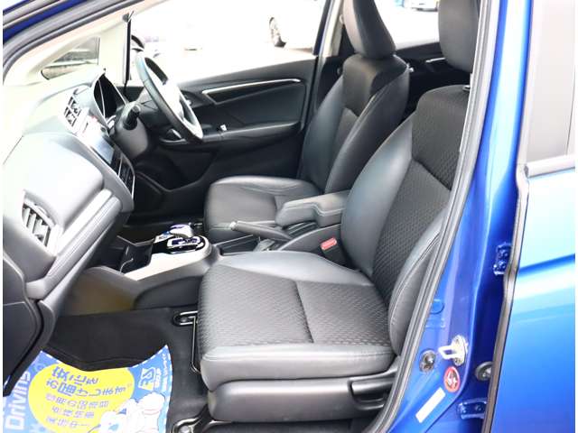 ホンダ フィット　ハイブリッド １．５ ハイブリッド Ｌパッケージ H27年 (関東) 99