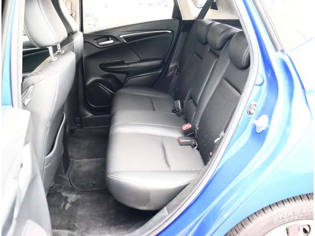 ホンダ フィット　ハイブリッド １．５ ハイブリッド Ｌパッケージ H27年 (関東) 99