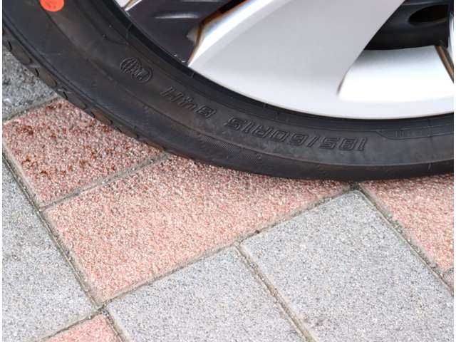 ホンダ フィット　ハイブリッド １．５ ハイブリッド Ｌパッケージ H27年 (関東) 99