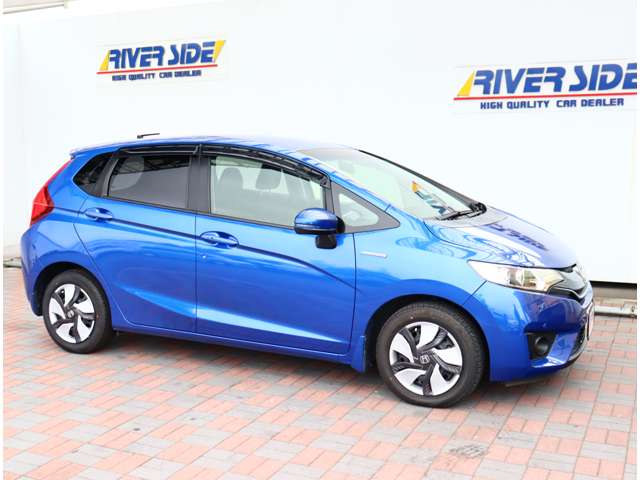 ホンダ フィット　ハイブリッド １．５ ハイブリッド Ｌパッケージ H27年 (関東) 99