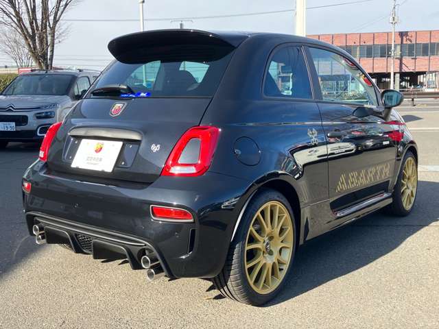 アバルト ６９５セッタンタチンクエ アニヴェルサーリオ １．４ R6年 (東北) 99