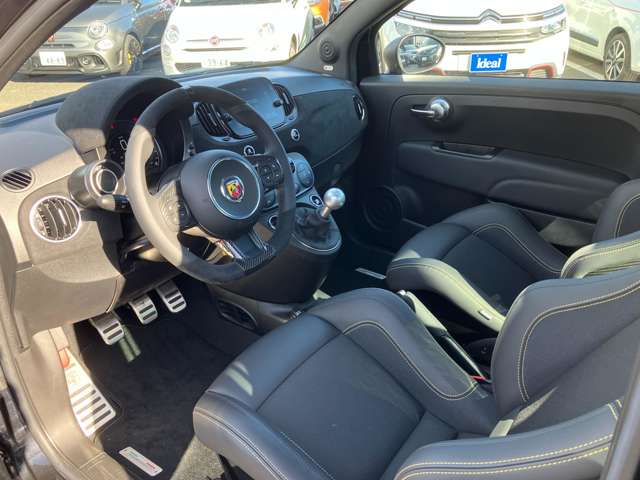 アバルト ６９５セッタンタチンクエ アニヴェルサーリオ １．４ R6年 (東北) 99