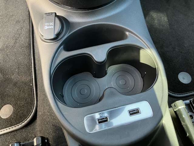 アバルト ６９５セッタンタチンクエ アニヴェルサーリオ １．４ R6年 (東北) 99