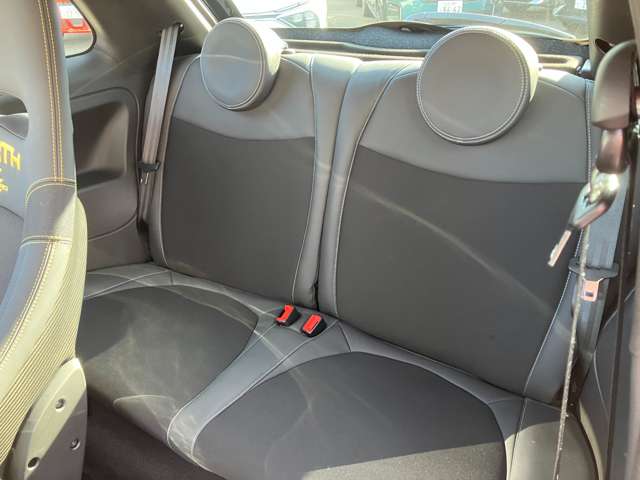 アバルト ６９５セッタンタチンクエ アニヴェルサーリオ １．４ R6年 (東北) 99