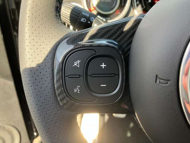 アバルト ６９５セッタンタチンクエ アニヴェルサーリオ １．４ R6年 (東北) 99