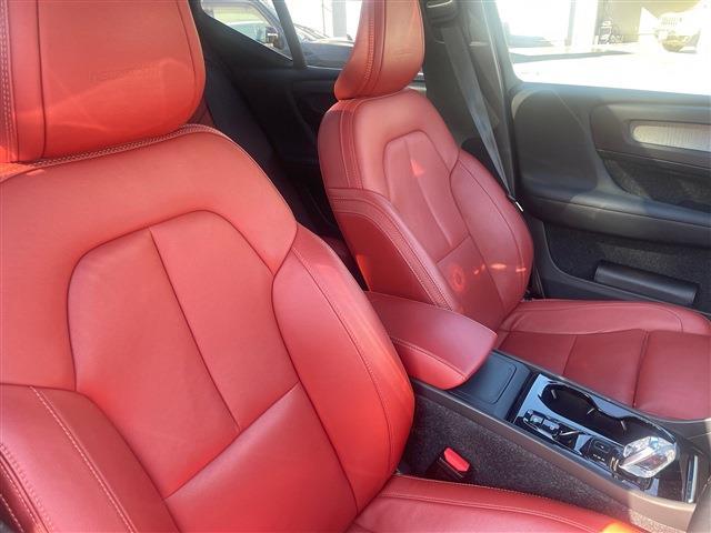 ボルボ ＸＣ４０ Ｔ４ ＡＷＤ インスクリプション ４ＷＤ R1年 (東北) 99