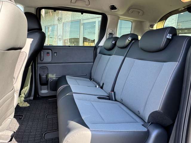 ホンダ フリード　ハイブリッド １．５ Ｅ：ＨＥＶ クロスター R6年 (関東) 99